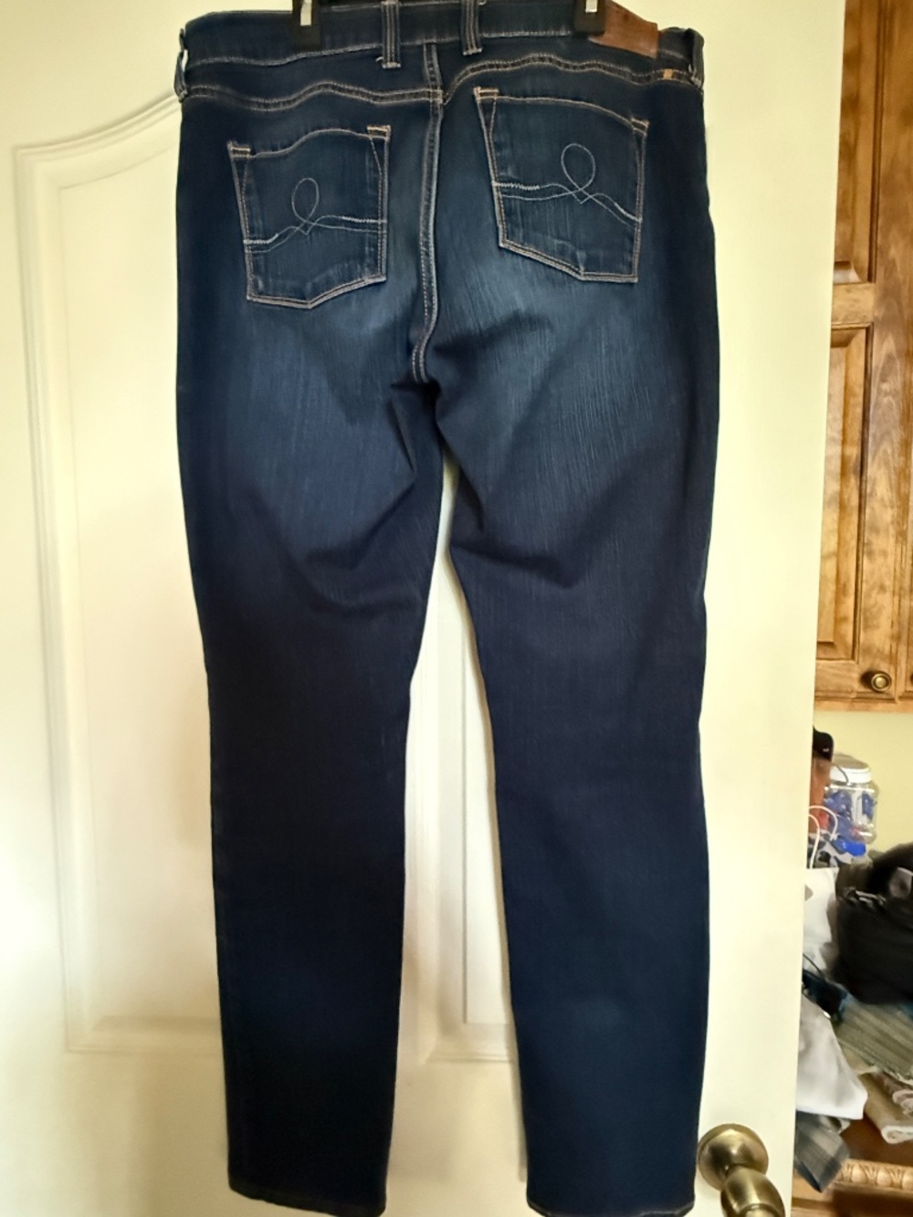 Lucky Brand Jeans lightly worn - Picture 2 of 3